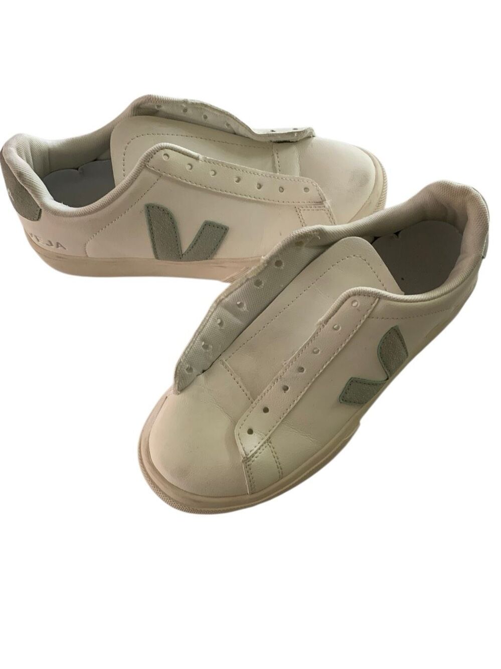 Veja Esplar sneakers no insoles size 7
